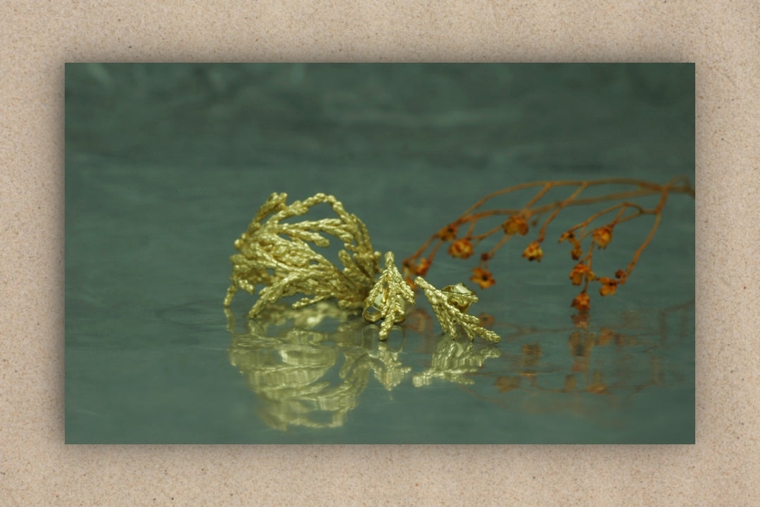 anillo y pendientes colección Tuya de ardentia con chapado en oro
