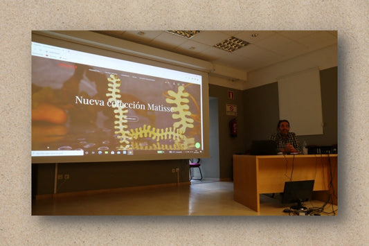 Luis González de nuevo en la EUDI, impartiendo una conferencia