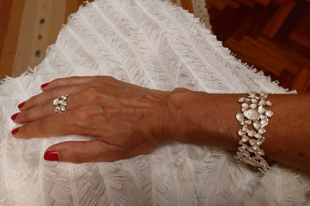 joyas para novias: clienta ardentia vigo con conjunto Dream nieve