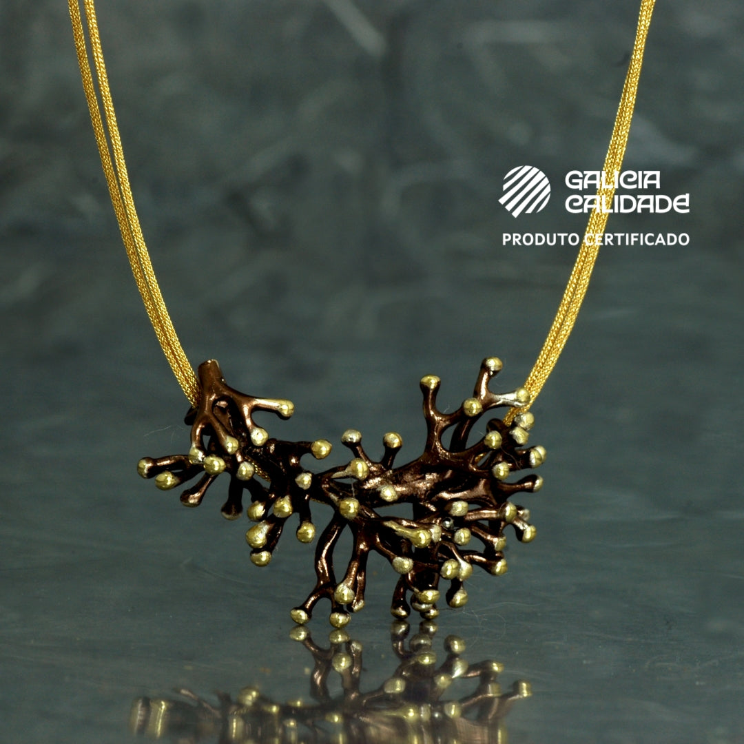 colgante plata de ley 925 acabado chapado en oro y galvanizado marron, coleccion Anemona de Ardentia