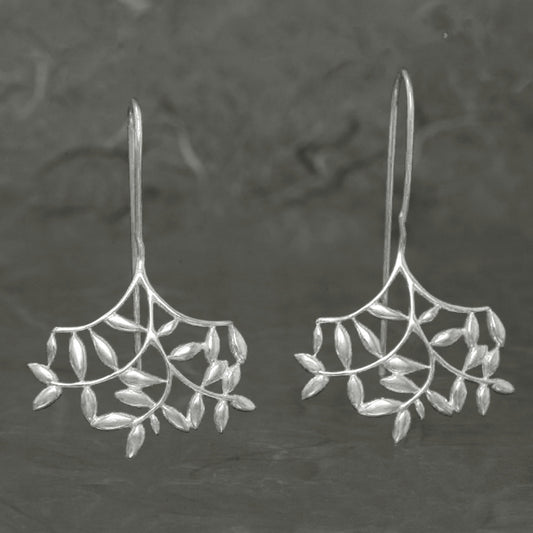 Fento, pendientes de gancho fijo
