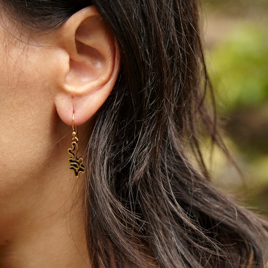 Bután, pendientes de gancho móvil