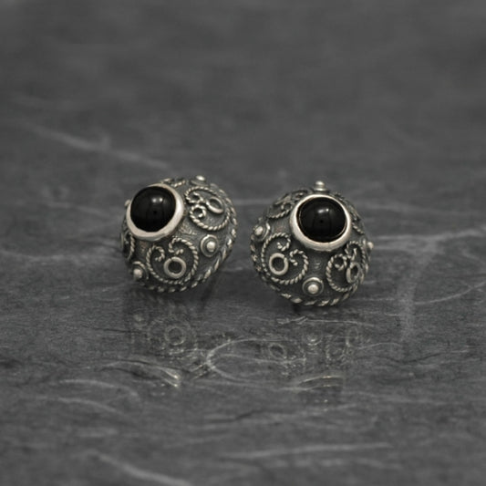 Torque Azabache, Pendientes de presión