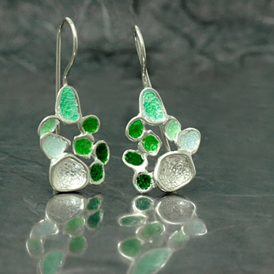 Dream musgo, pendientes pequeños, con gancho fijo y con color