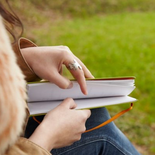 Carballo, anillo abierto