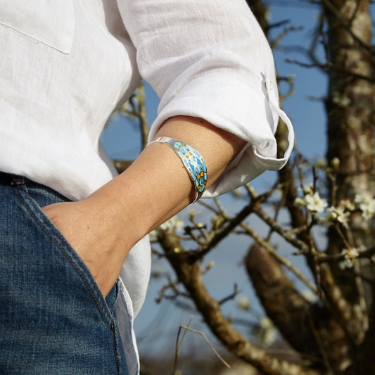 Marineda, pulsera tipo brazalete