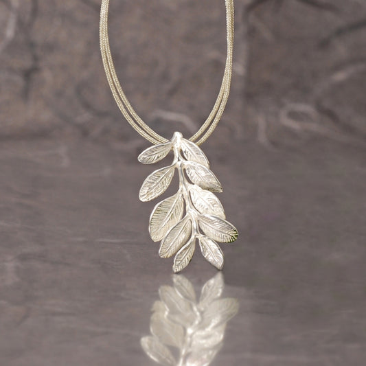 Fiore, Colgante blanco