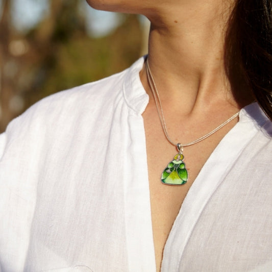 Menina, Colgante grande