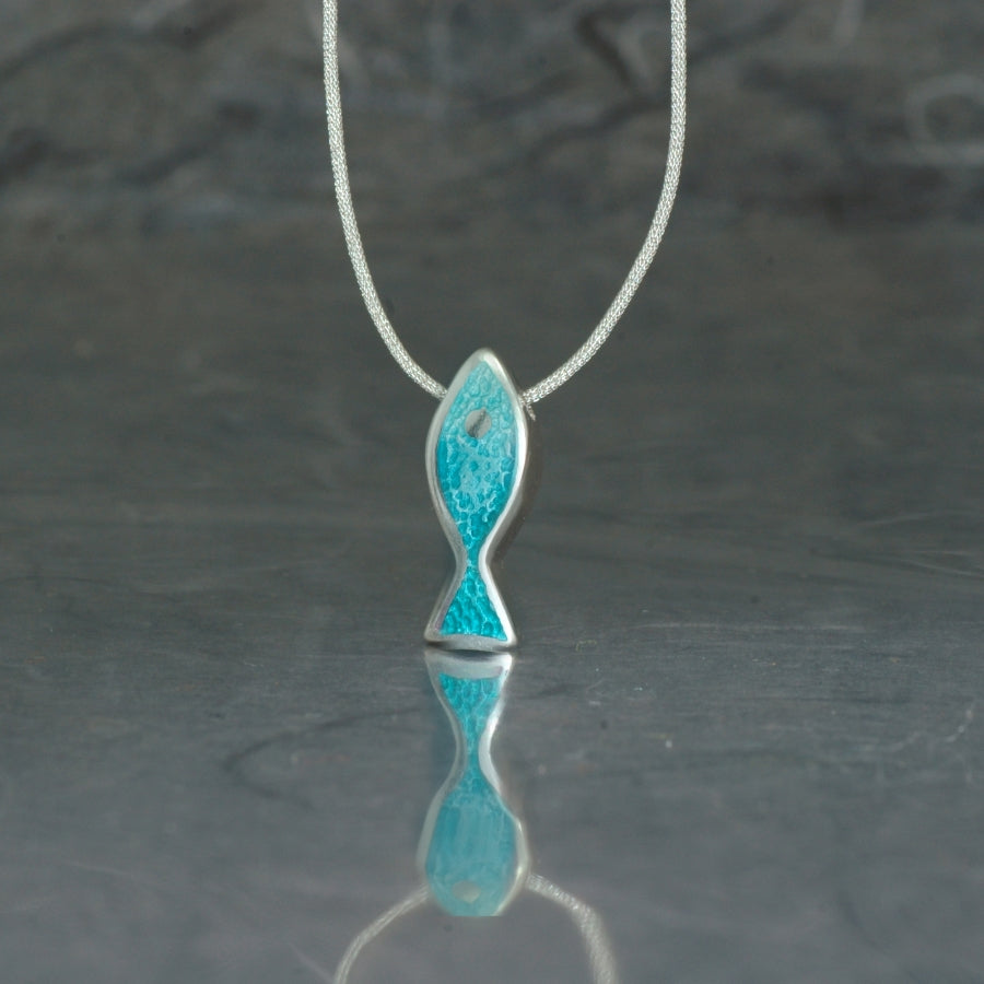 colgante pequeño Mare con esmalte al fuego verde agua, plata de Ley 925, coleccion de Ardentia