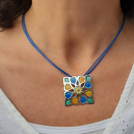 Colgante mediano, Alhambra 663